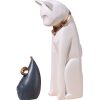 Harmonious cat and mouse desktop ornaments