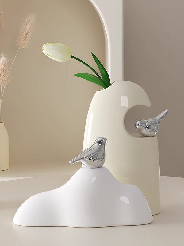 Original design art cream style bird table decorations